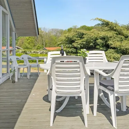 Prázdninový dům Jarmericus - 300m From The Sea By Interhome *