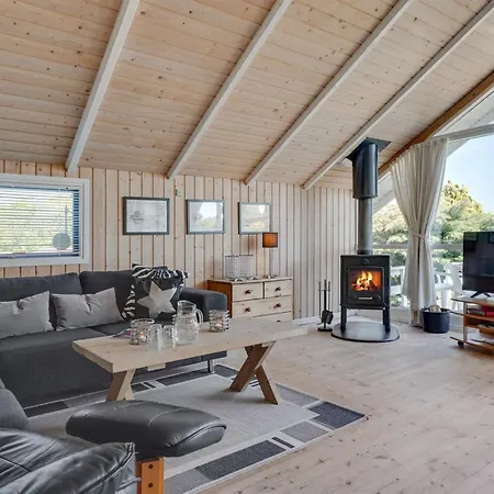 Prázdninový dům Jarmericus - 300m From The Sea By Interhome